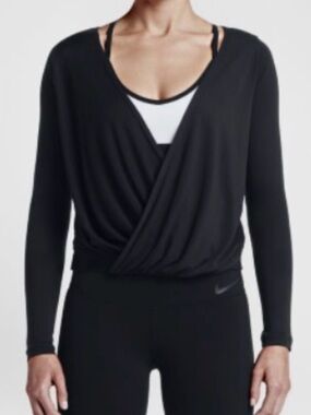 NIKE DRI FIT barre yoga Pilates  Black Long Sleeve shirt Top REVERSIBLE NWOT